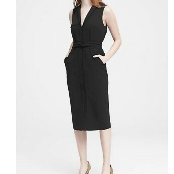 Banana Republic trench dress with belt